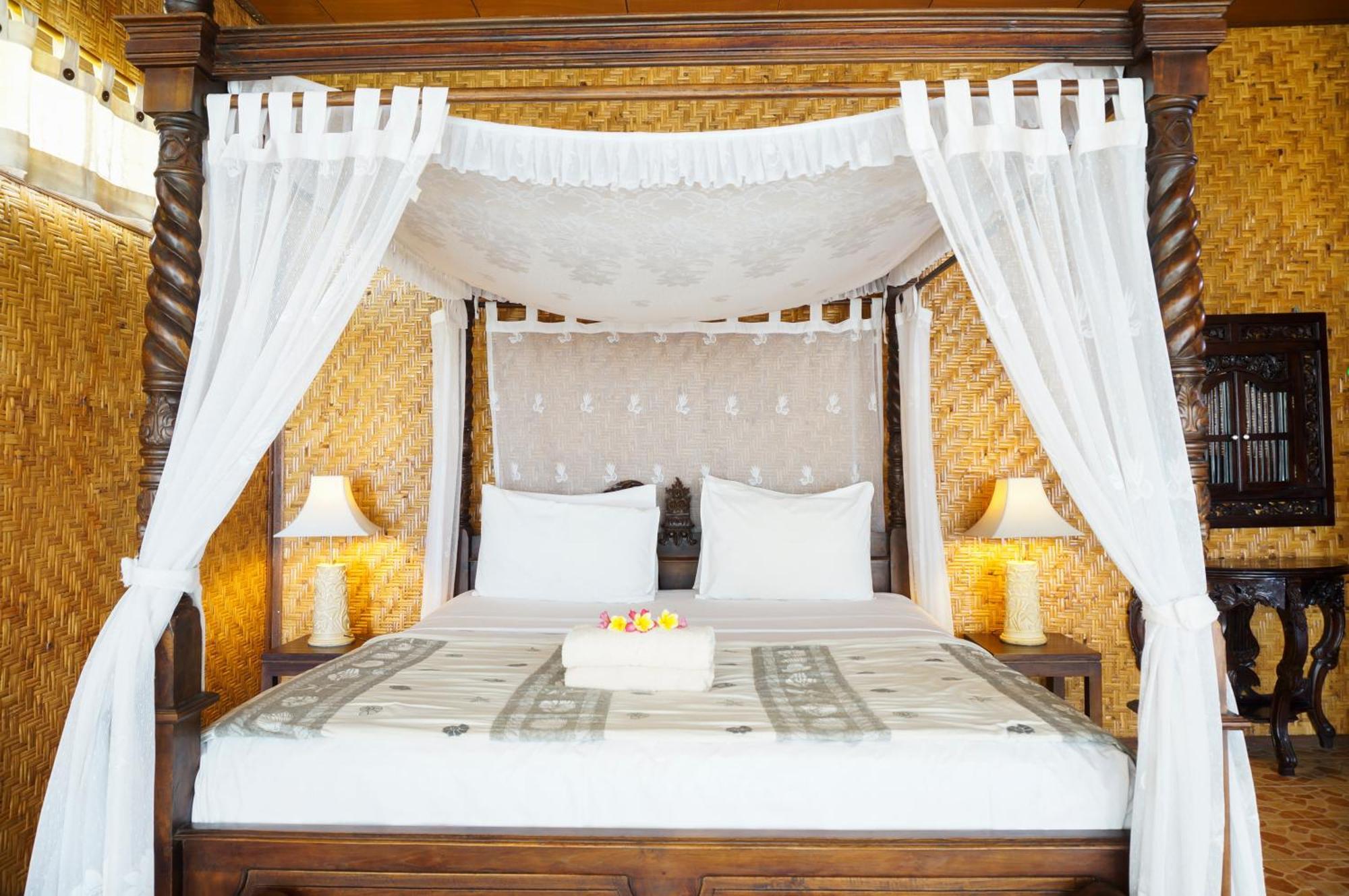 Oka 7 Bungalow Nusa Lembongan  Room photo