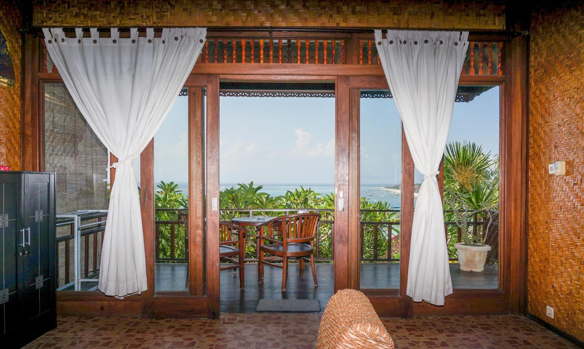Oka 7 Bungalow Nusa Lembongan  Room photo