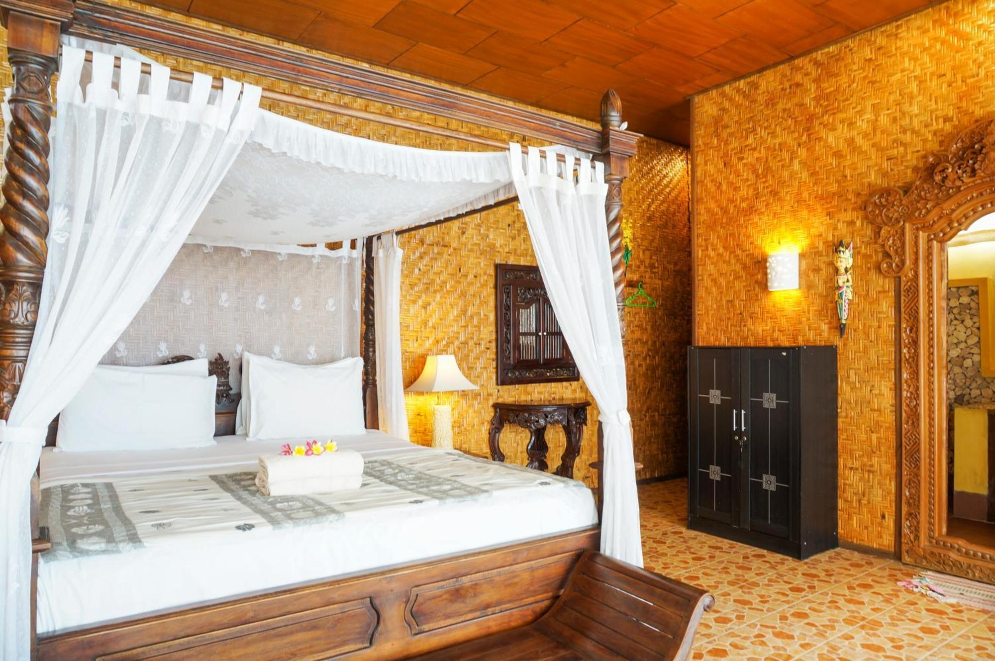 Oka 7 Bungalow Nusa Lembongan  Room photo