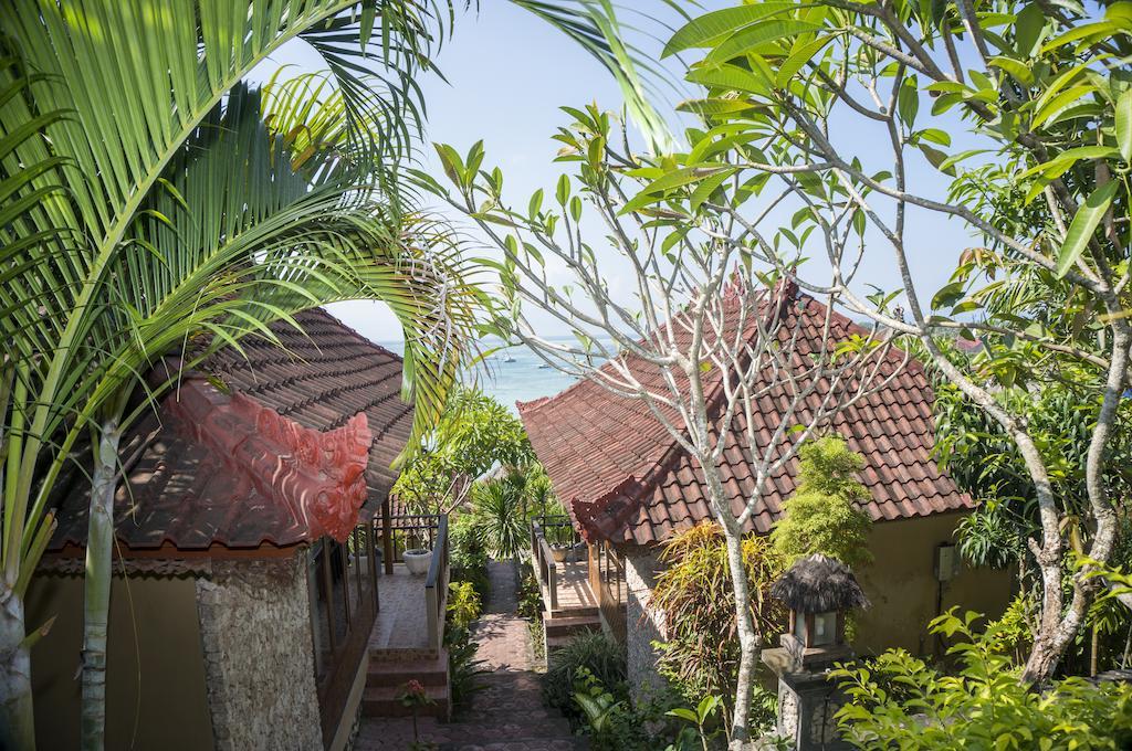 Oka 7 Bungalow Nusa Lembongan  Exterior photo